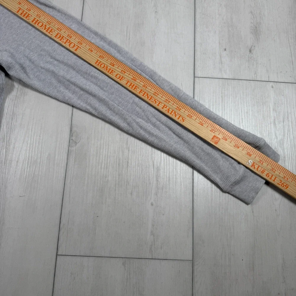 Vuori Thermal Shirt Mens XL Gray Waffle Knit Long Sleeve Basic Essential